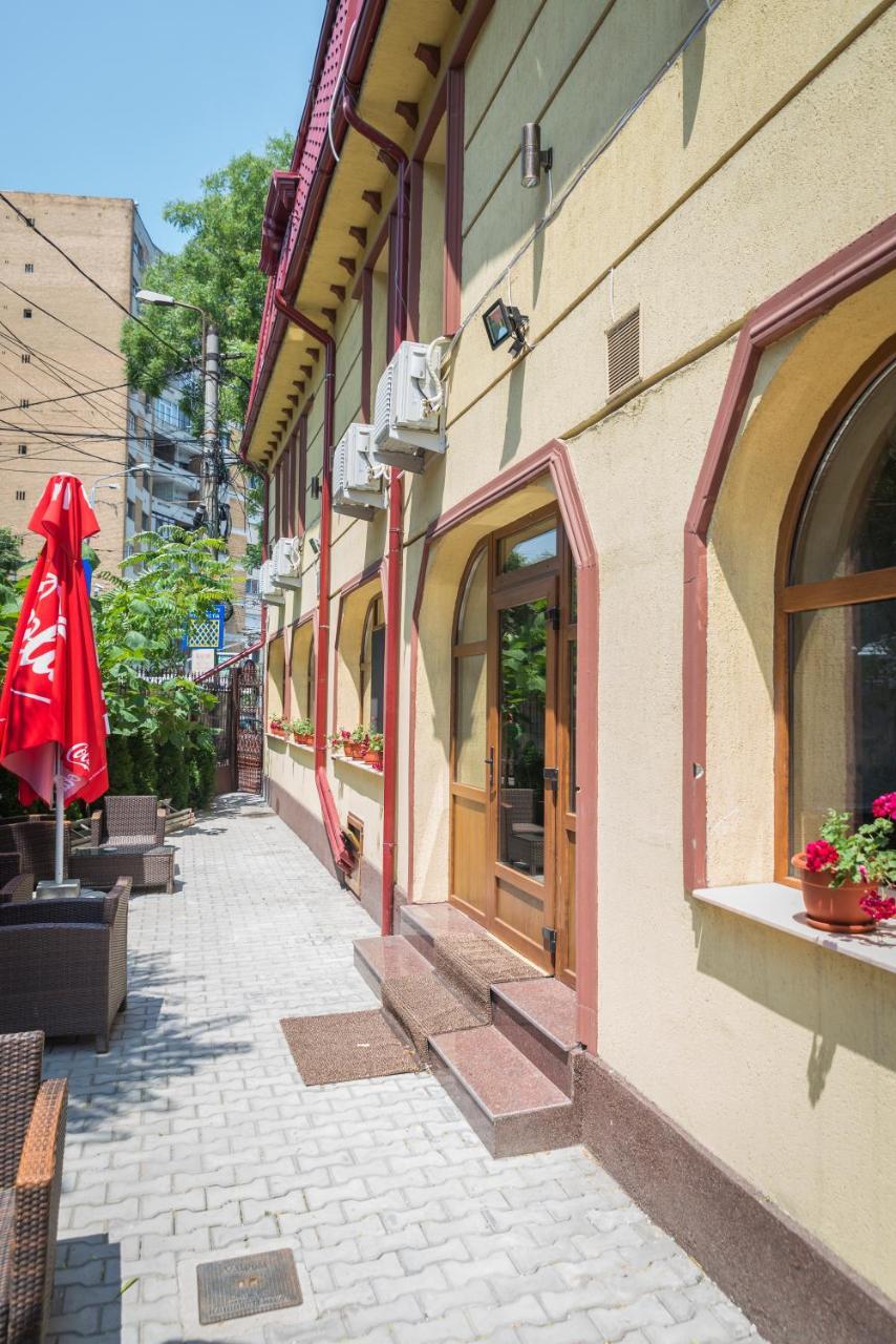 Hotel Foisor Bukarest Exteriör bild